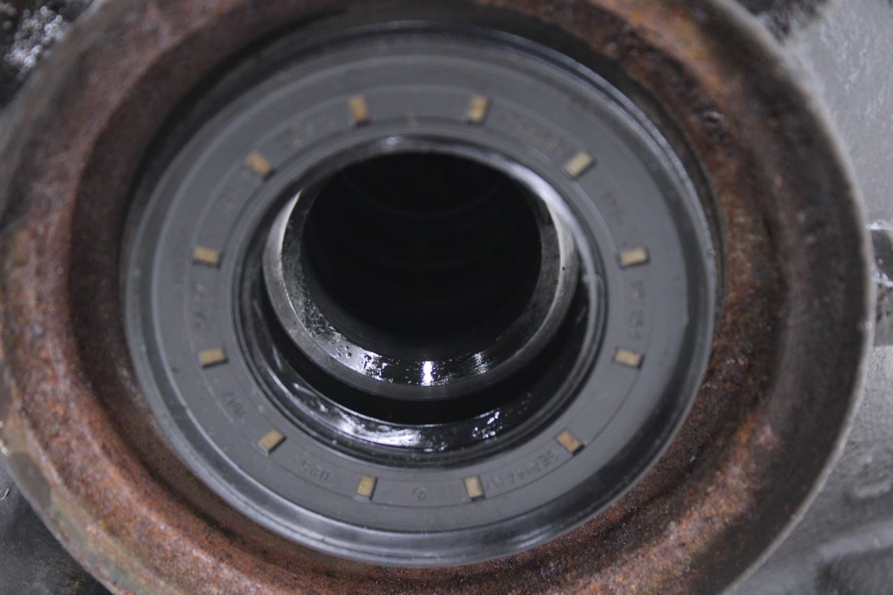 2006-09 Mercedes-Benz CLK 350 3.5L RWD Rear Axle Differential Carrier 2.82 ratio7