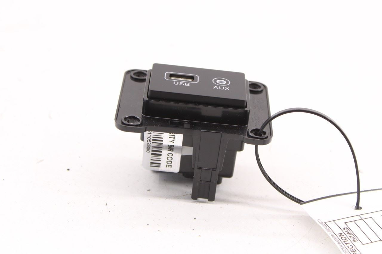 2019-20 Hyundai Santa Fe SEL Center Console USB Port AUX Jack Hub 96120-S1100-4X - Alshned Auto Parts