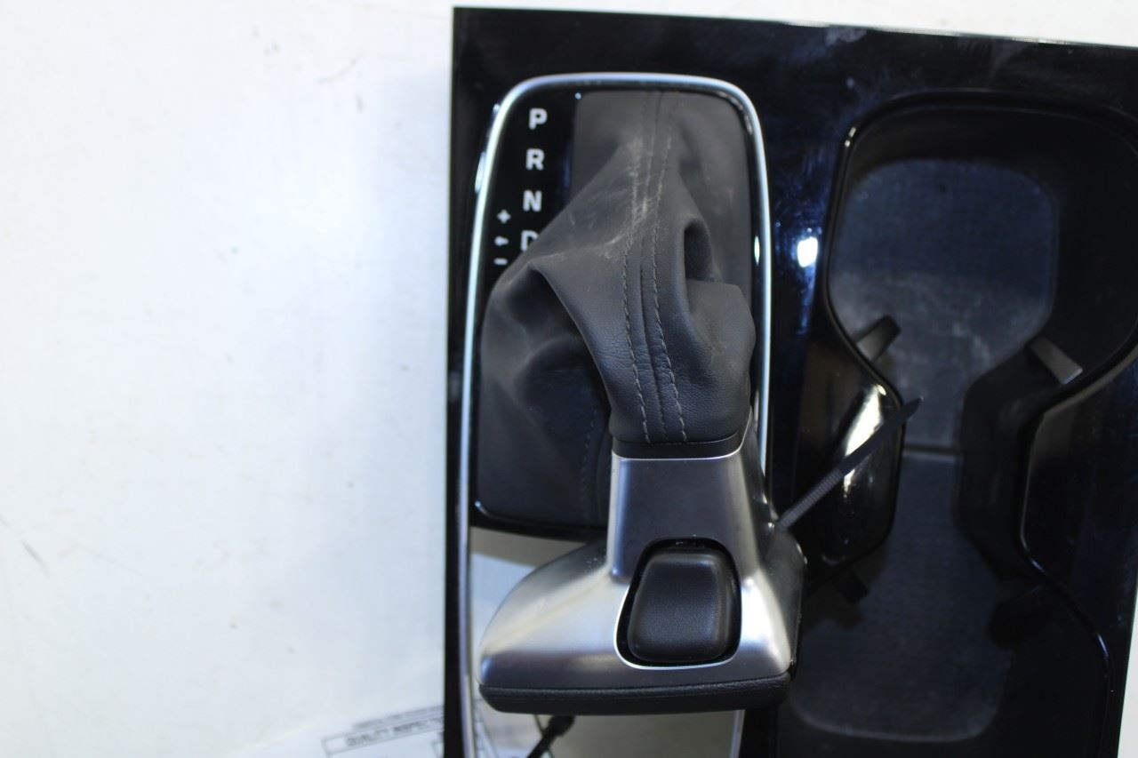 2022-2024 Hyundai Tucson SEL Console Shifter Trim w/ Knob and Cup Holder *ReaD* - Alshned Auto Parts