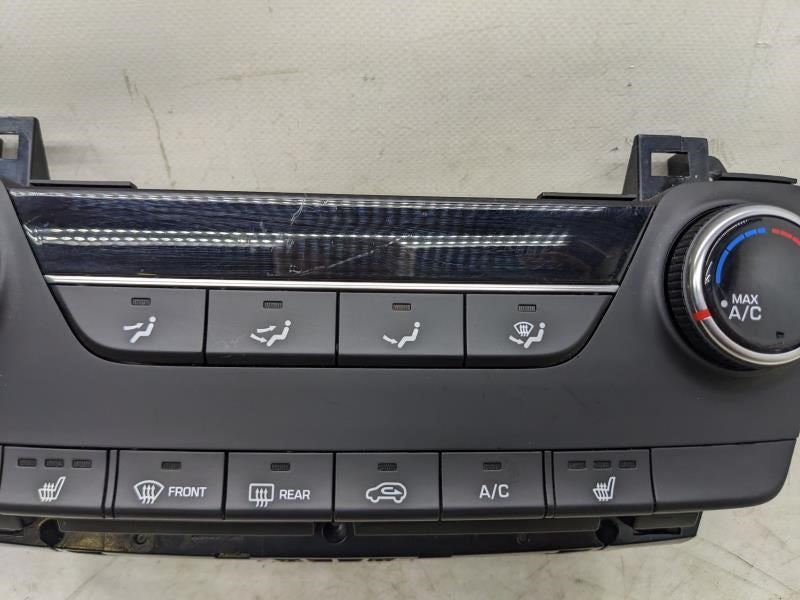 2019-2021 Hyundai Tucson Dash AC Heater Climate Control 97250-D3AM1 OEM