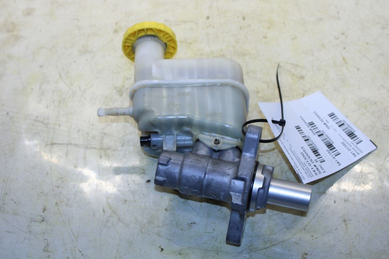 2014-2018 Jeep Cherokee 75th Anniversary 3.2L Brake Master Cylinder w/ Reservoir - Alshned Auto Parts