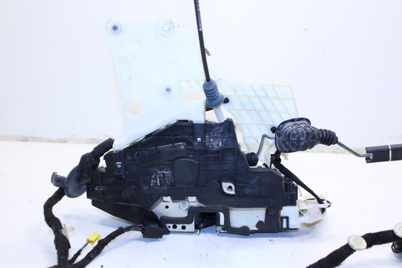 2007-2013 Mercedes-Benz S550 Front Right Door Lock Latch Actuator 221-720-78-35 - Alshned Auto Parts