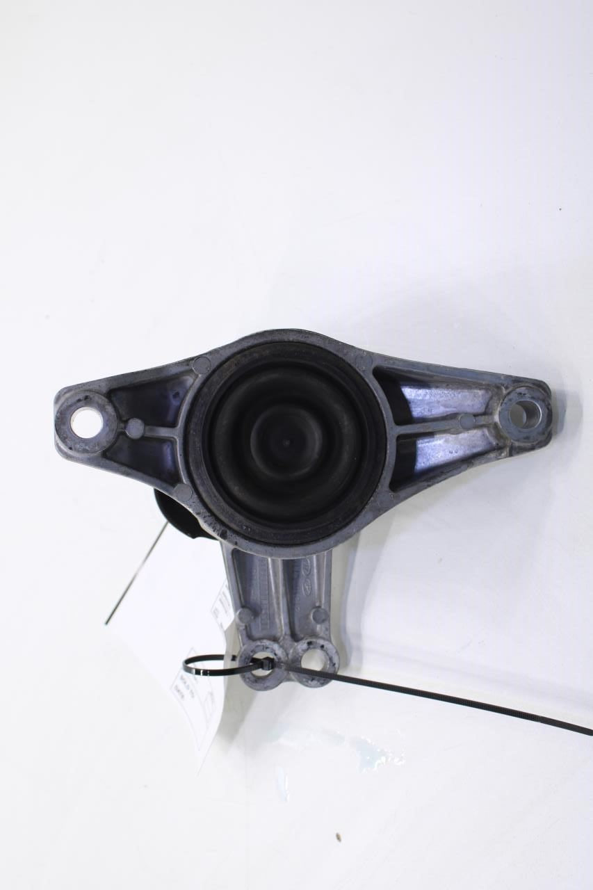 2020-2023 Hyundai Sonata SE 2.5L FWD Front Engine Mount Bracket 21824-L1100 OEM - Alshned Auto Parts
