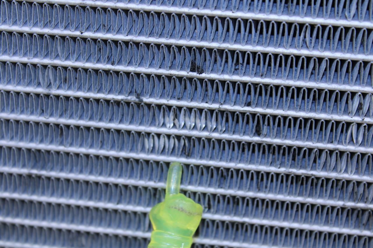 2010-2013 Mercedes-Benz S550 Engine Cooling Radiator 221-500-32-03 OEM *ReaD* - Alshned Auto Parts