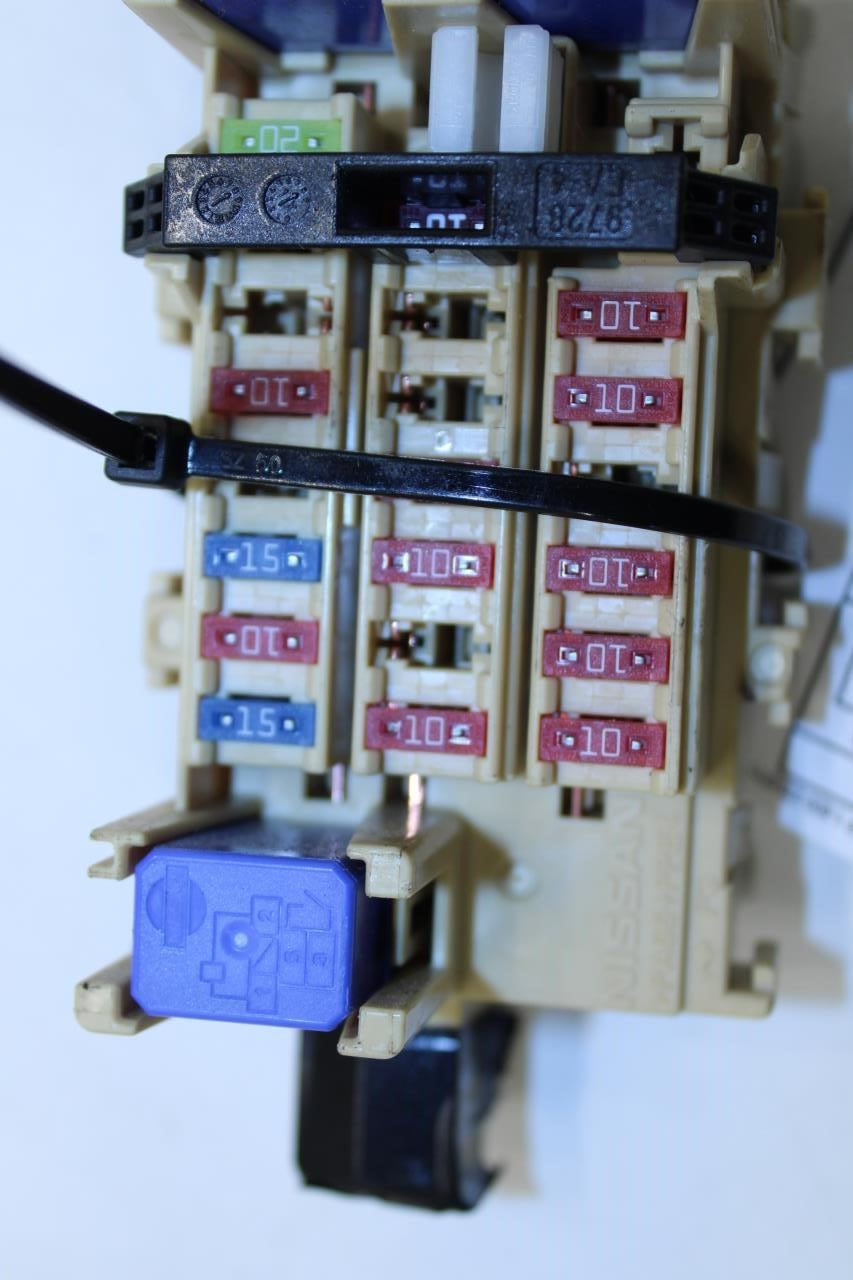 13-19 Nissan Sentra SV 1.8L Instrument Panel Fuse Box Junction Block 24311-1HA0A - Alshned Auto Parts