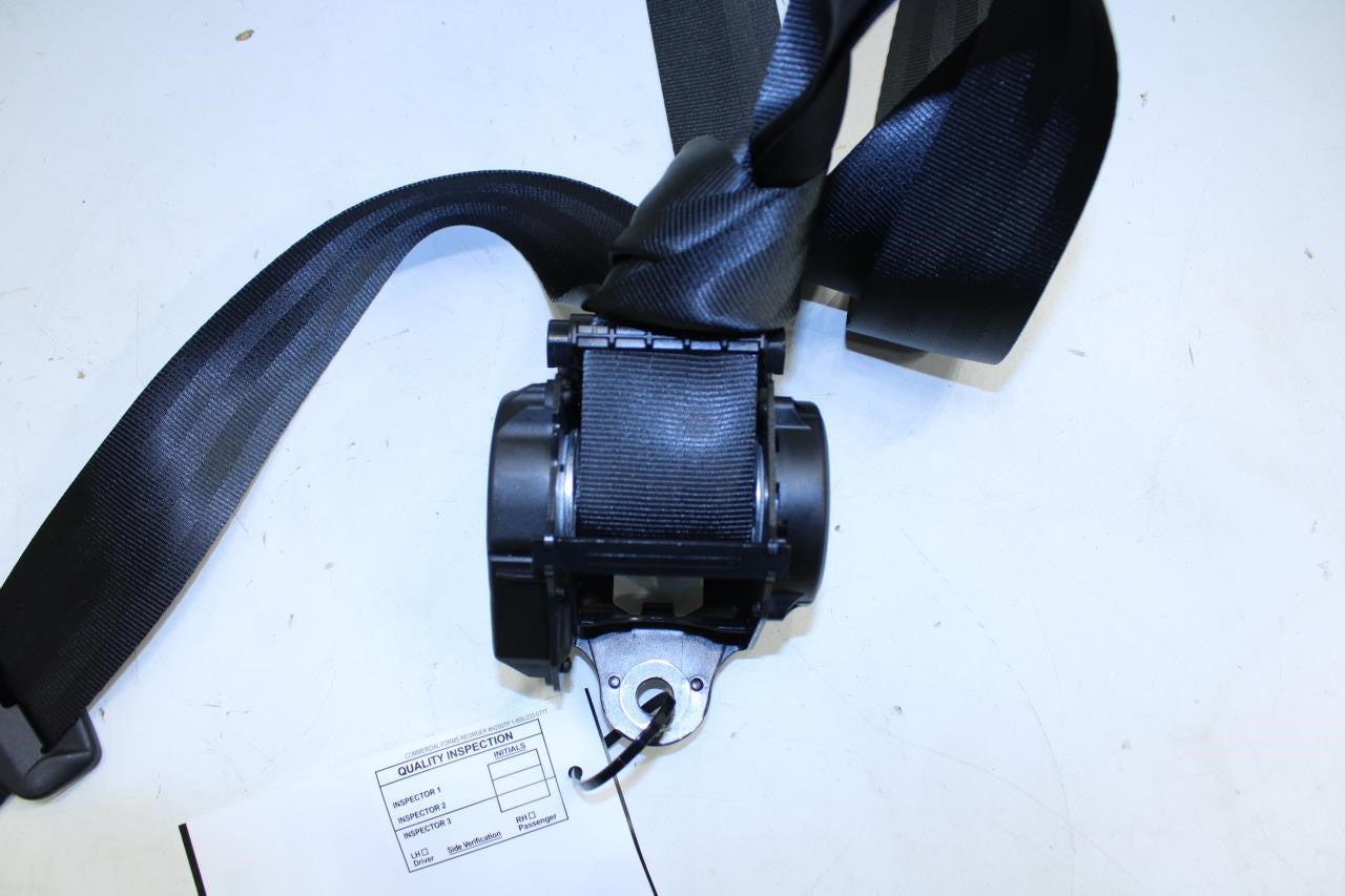 2017-20 Jaguar XE R-Dynamic S Rear Center 2nd Row Seat Belt Retractor T4N9477PVJ - Alshned Auto Parts