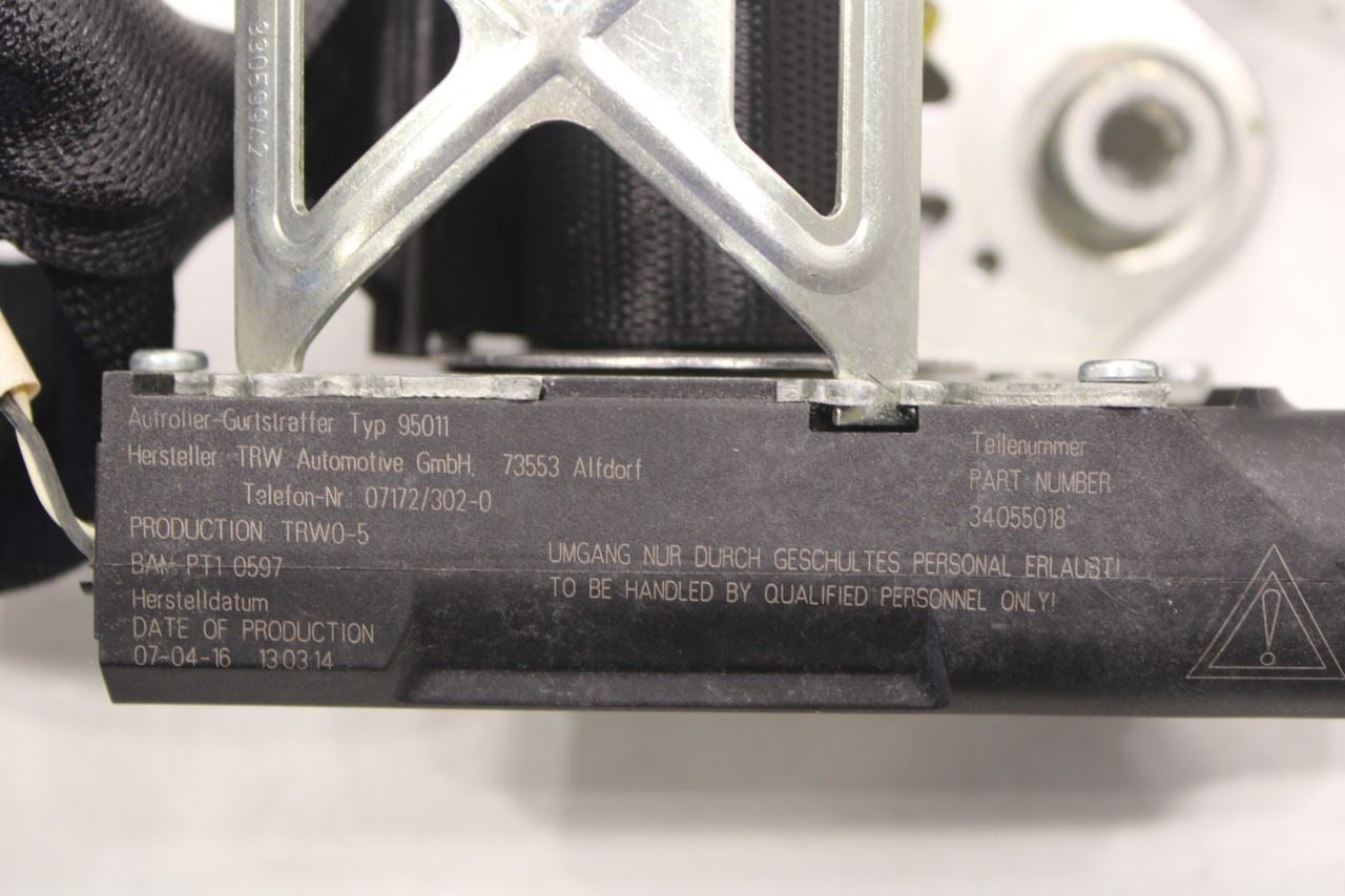 10-16 Porsche Panamera 4 AWD Rear Left or Right Side 2nd Row Seat Belt Retractor - Alshned Auto Parts