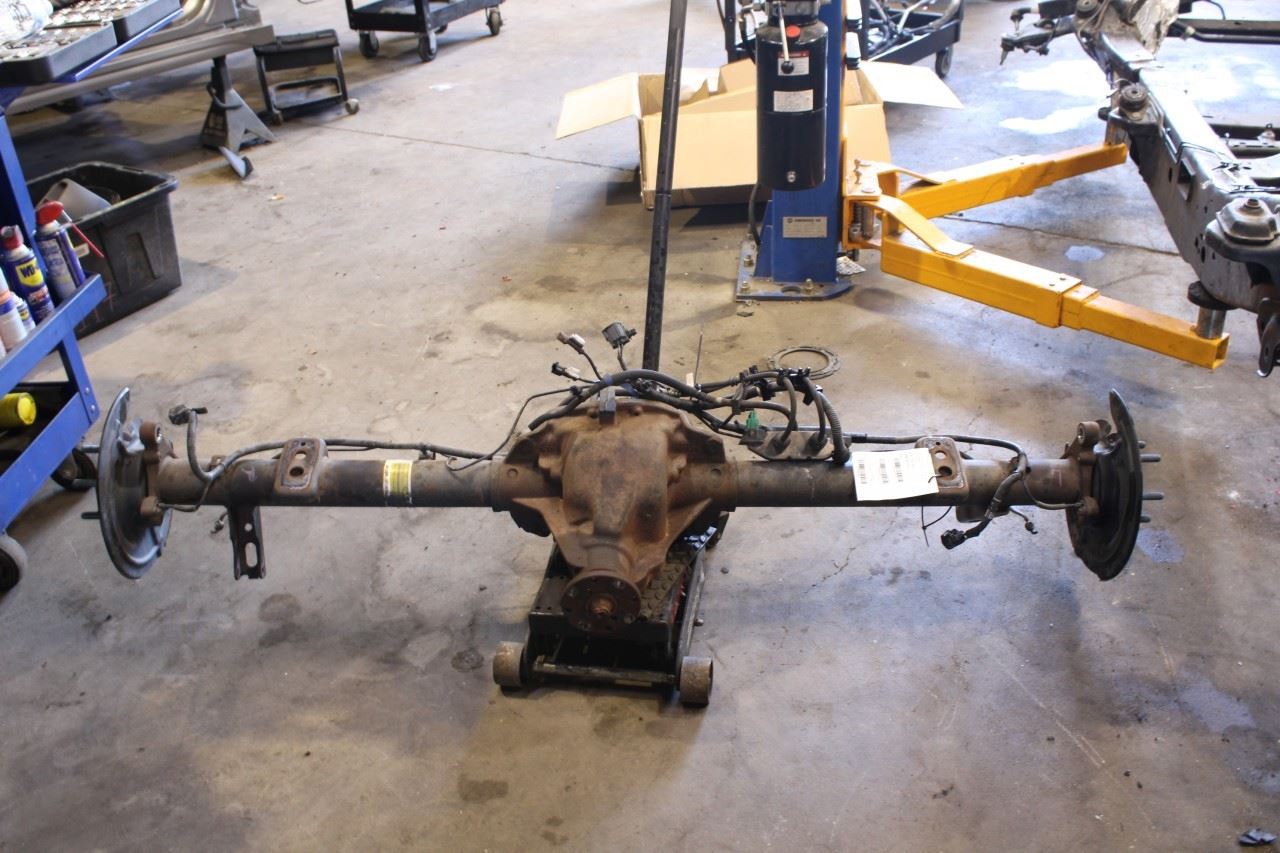 21-26 Ford F150 XLT Supercrew RWD Rear Differential Carrier 8.8 ring 3.15 ratio0