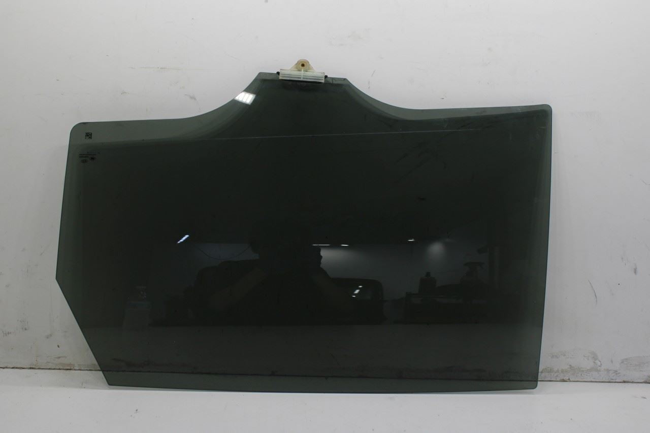 2016-2020 Kia Sorento LX Rear Left Driver Side Door Window Glass 83411-C5010 OEM - Alshned Auto Parts