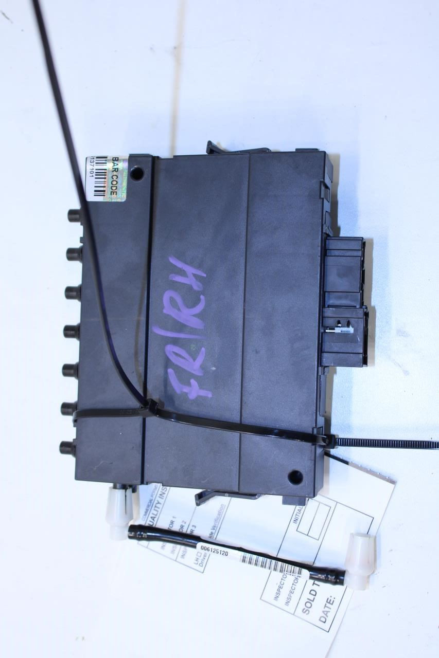 07-2013 Mercedes-Benz S550 Front Right Dynamic Seat Control Module 221-900-36-01 - Alshned Auto Parts