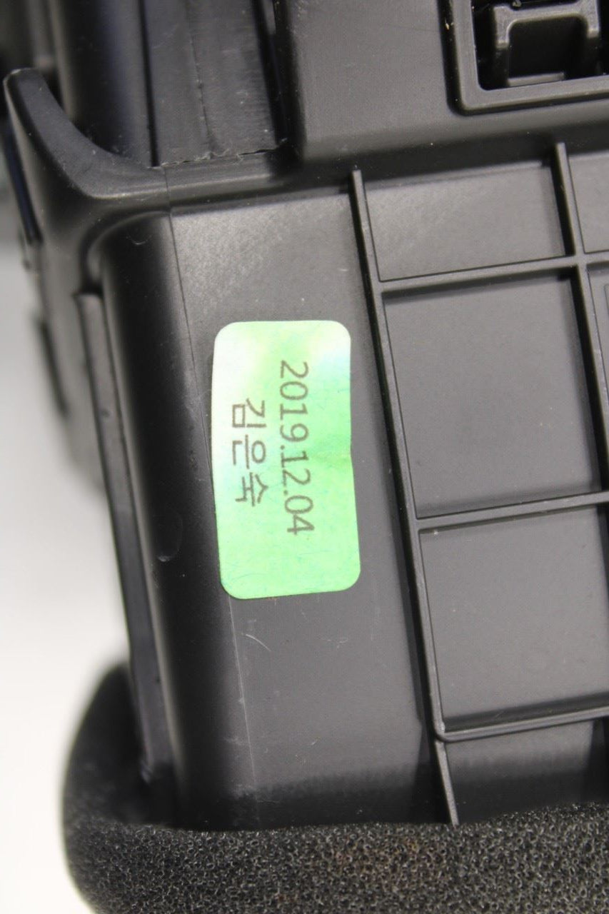 16-20 Kia Sorento LX Center Console Rear Back Panel Air Vent Grille 97040-C6000 - Alshned Auto Parts