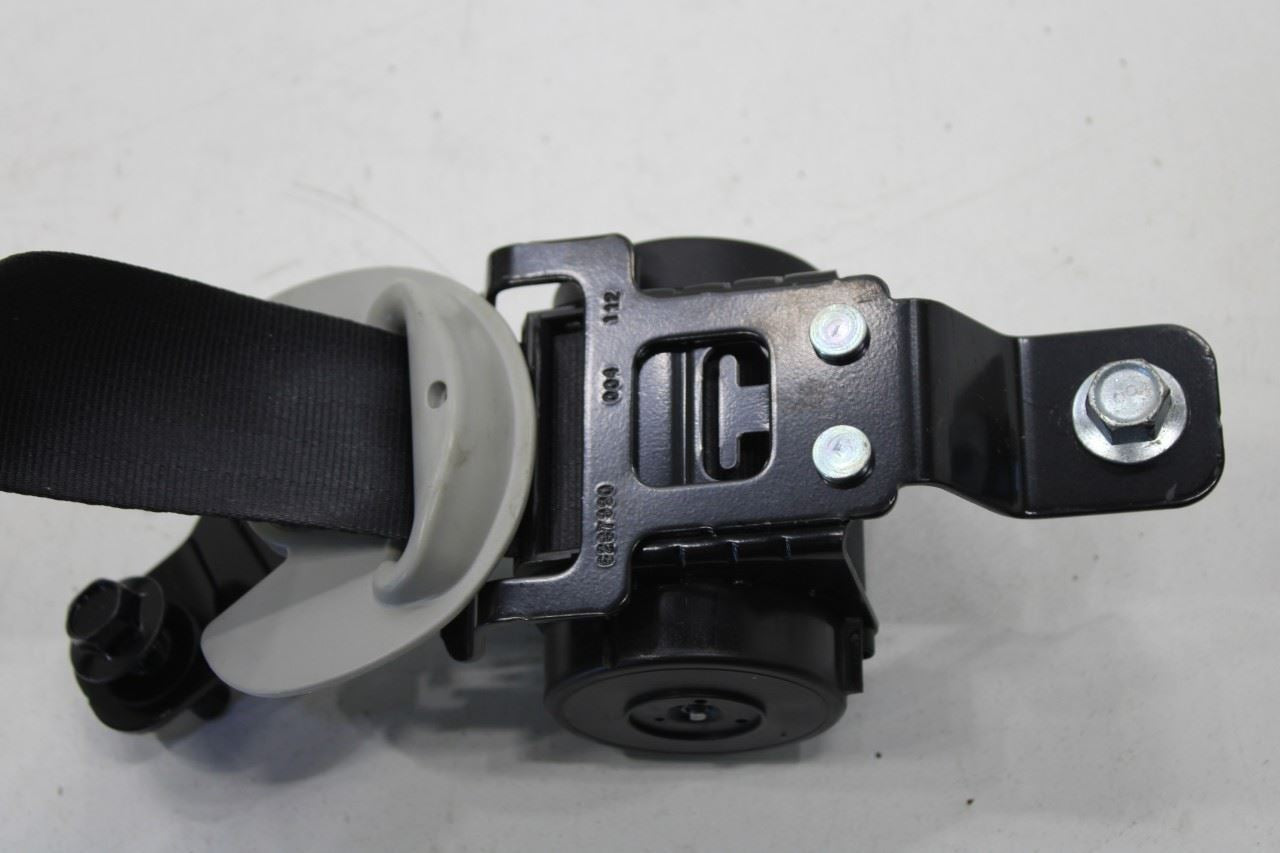 15-20 Kia Sorento LX 3.3L FWD Rear Driver Left Side 2nd Row Seat Belt Retractor - Alshned Auto Parts
