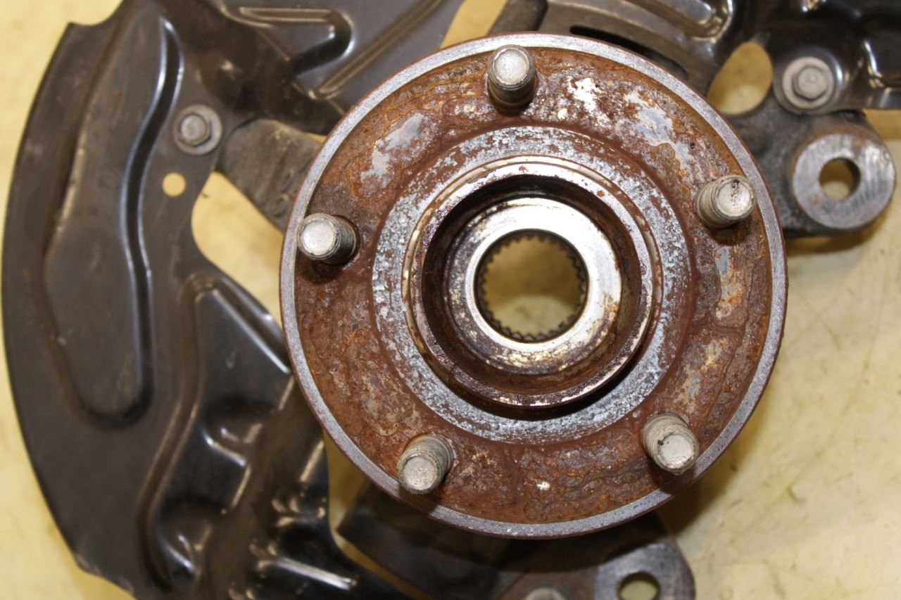 20-25 Ford Escape SEL Front Right Passenger Side Spindle Knuckle Hub LX6Z3K185L - Alshned Auto Parts