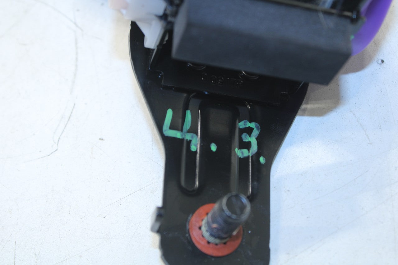 2016-2020 Hyundai Elantra SEL 2.0L FWD Rear Center 2nd Row Seat Belt Retractor - Alshned Auto Parts