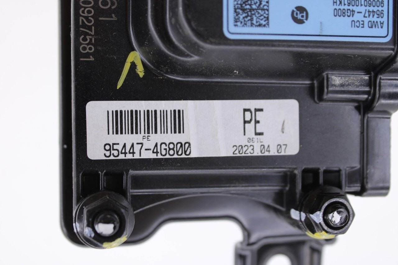 21-2023 Hyundai Santa Fe SEL 2.5L Transfer Case Control Module TCCM 95447-4G8003