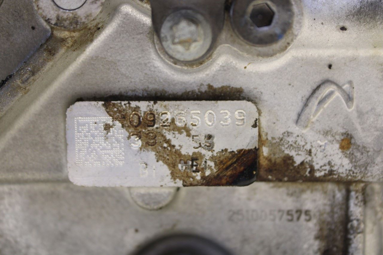 11-16 Porsche Panamera 4 3.6L AWD Right Side Engine Cylinder Head 948-105-260-2R - Alshned Auto Parts