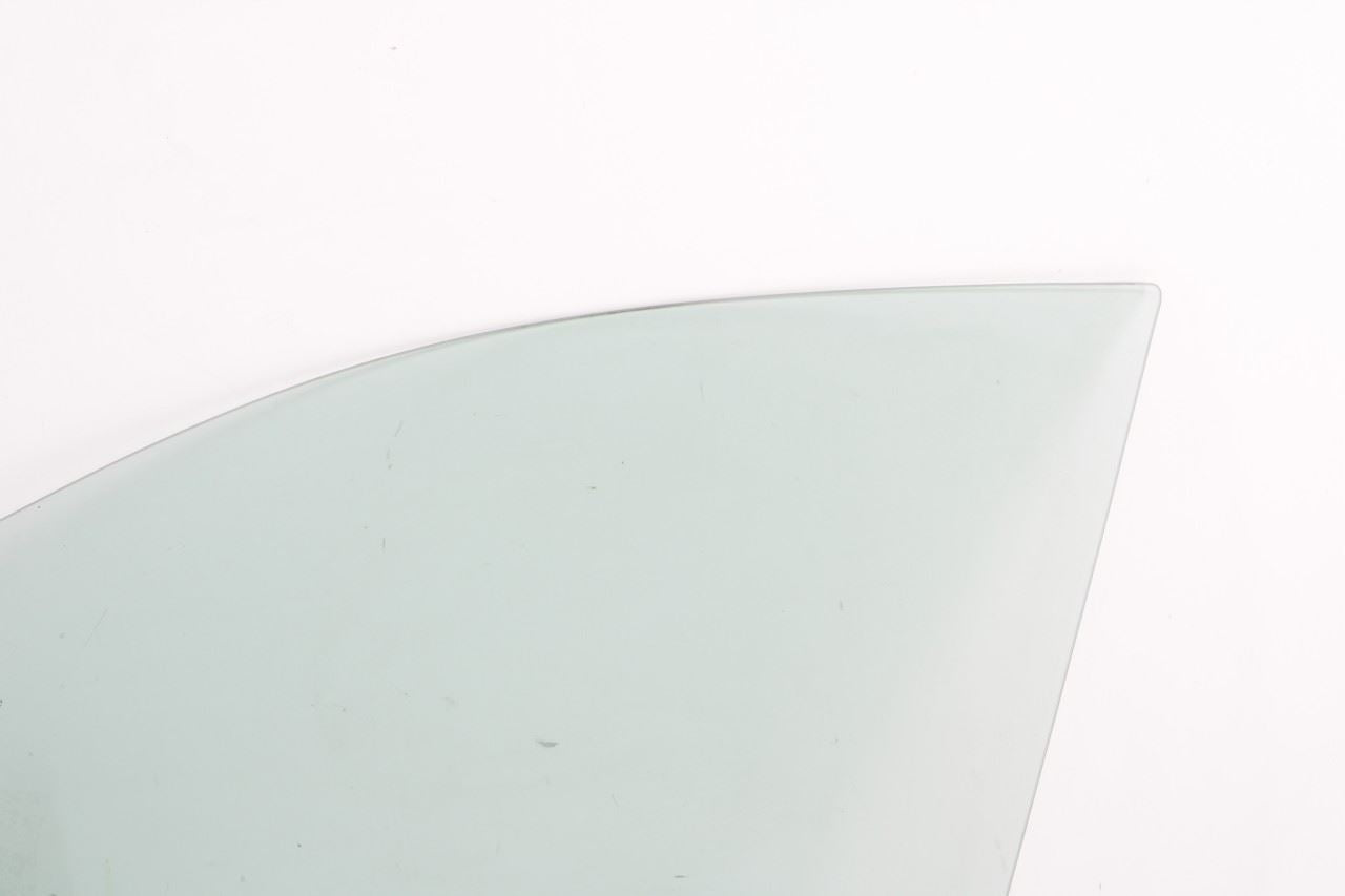 2015-2023 Jeep Cherokee Limited Front Left Side Door Window Glass 68104585AC OEM - Alshned Auto Parts