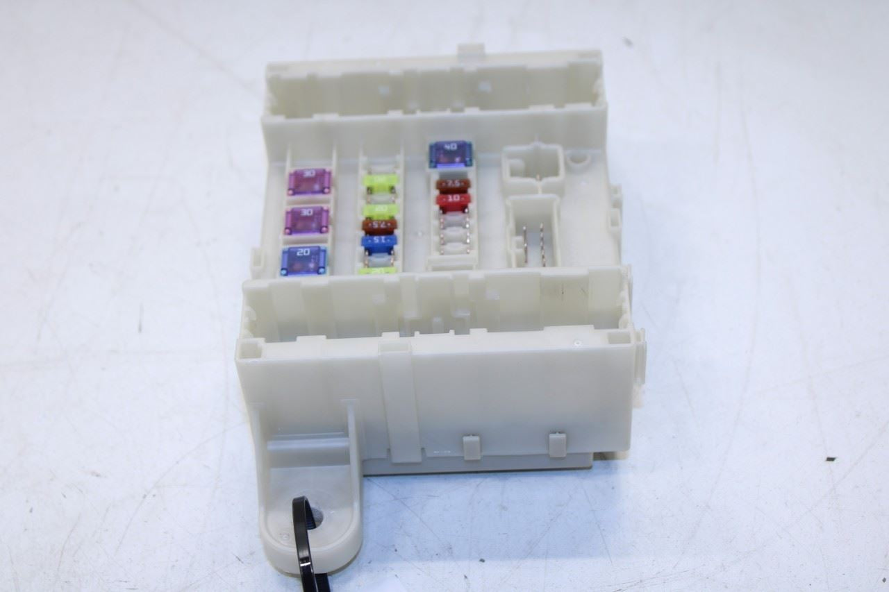 17-20 Acura MDX Advance 3.5L Rear Cabin Fuse Relay Junction Block 38230-TZ6-A12 - Alshned Auto Parts
