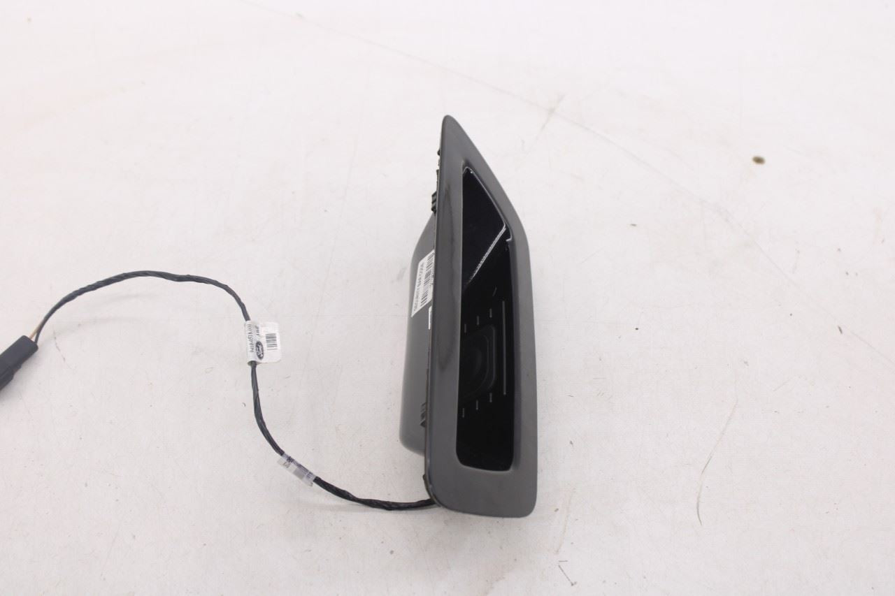 2018-21 Ford Expedition Max XLT 3.5L 4WD Rear Liftgate Back Door Release Handle2