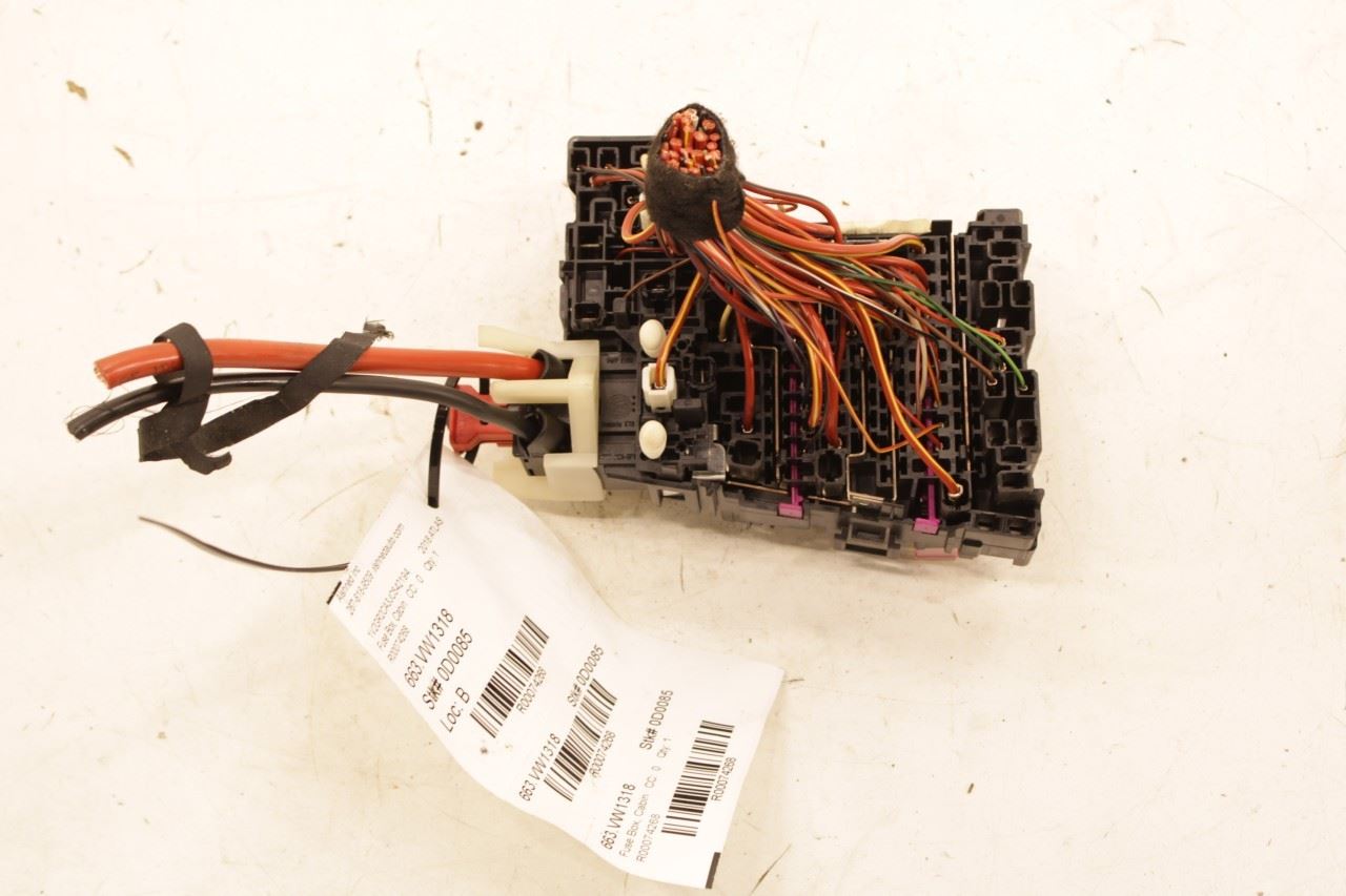 2018-23 Volkswagen Atlas S 3.6L Cabin Instrument Panel Fuse Relay Junction Block - Alshned Auto Parts