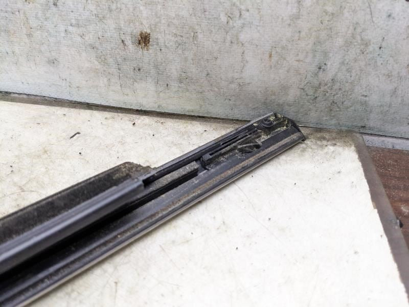 2015 Jeep Grand Cherokee Rear Left Side Door Window Belt Molding 55399293AE OEM - Alshned Auto Parts