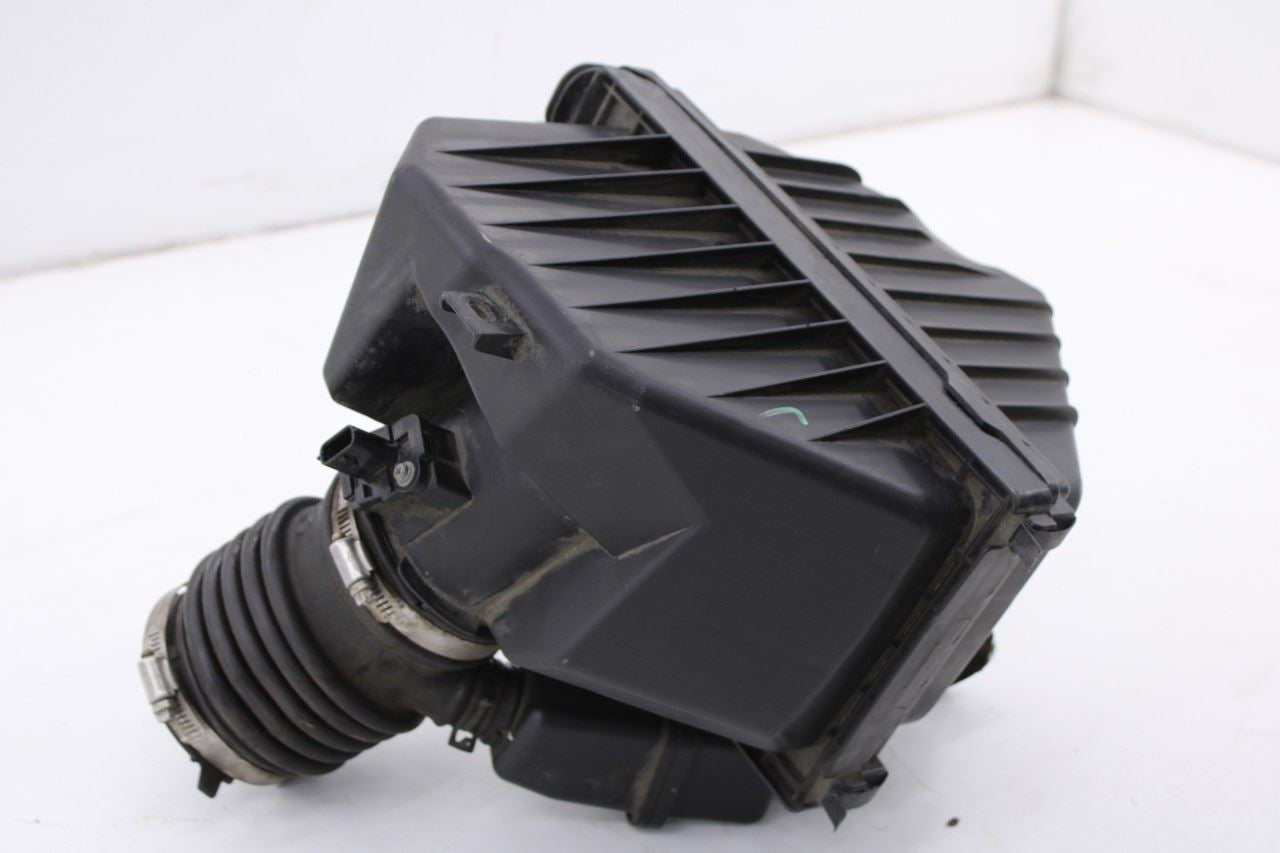 16-20 Infiniti QX60 3.5L AWD Air Intake Cleaner and Duct w/ Mass Air Flow Sensor7