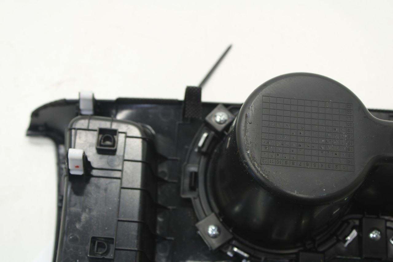16-20 Kia Sorento LX Console Shifter Trim Bezel w/ Cup Holder 84650-C6000WK - Alshned Auto Parts