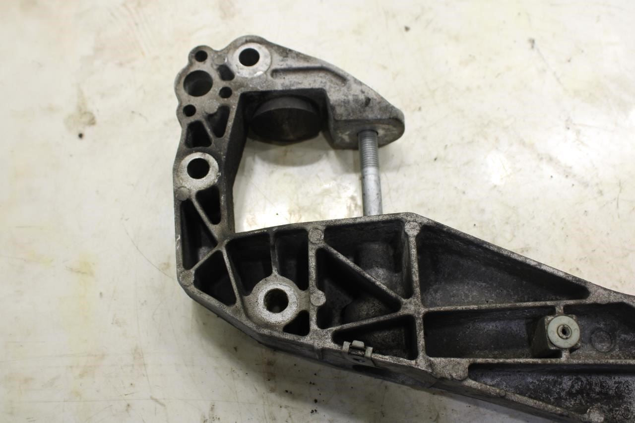 2010-15 BMW 750i xDrive 4.4L Transmission Crossmember Mount Bracket 22326777615 - Alshned Auto Parts