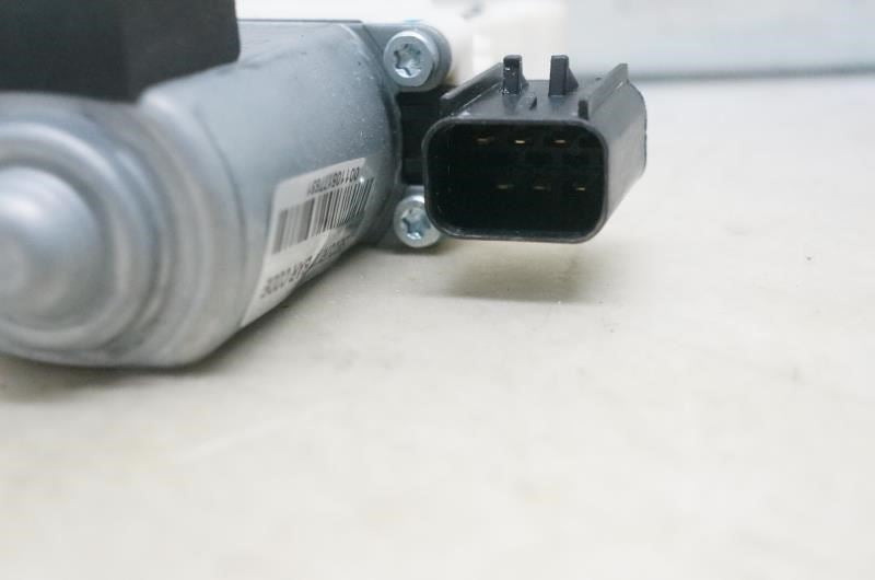 2011-20 Ram 1500 Classic Front Right Door Window Regulator Motor 68044804AA OEM3