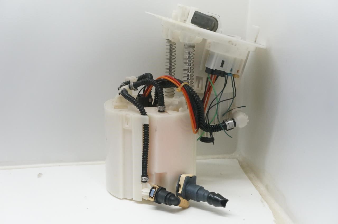 2015-2020 Mercedes-Benz GLA250 2.0L Fuel Pump Assembly 246-470-16-94 OEM - Alshned Auto Parts