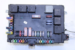 2009-10 Mercedes-Benz S550 Rear Trunk Fuse Relay Junction Box 221-545-14-01 OEM