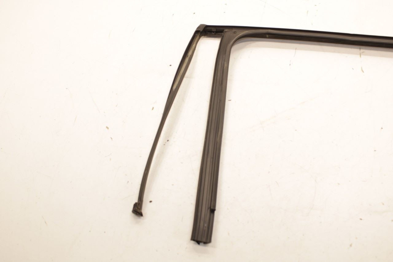11-18 Porsche Cayenne Platinum Rear Right Door Run Channel w/ Belt Outer Molding - Alshned Auto Parts