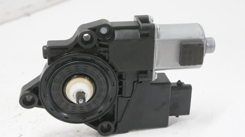 2021-2023 Hyundai Santa Fe Front Right Door Power Window Motor 82460-S1020 OEM5
