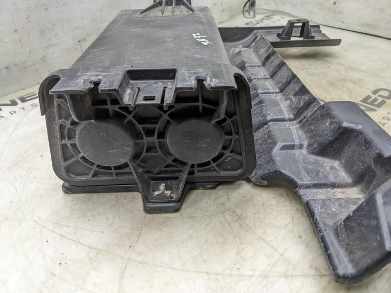 2011-19 Ford Explorer 2.3L Fuel Vapor Evaporator Emission Canister AG13-9E857-BE2