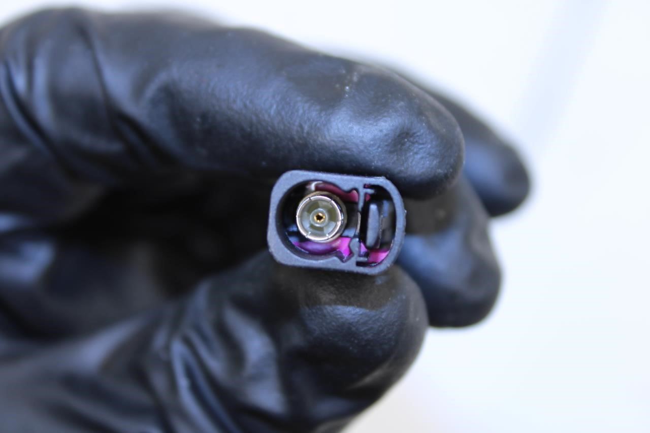 2007-2013 Mercedes-Benz S550 Exterior Shark Fin Antenna 221-820-57-75-9775 OEM - Alshned Auto Parts