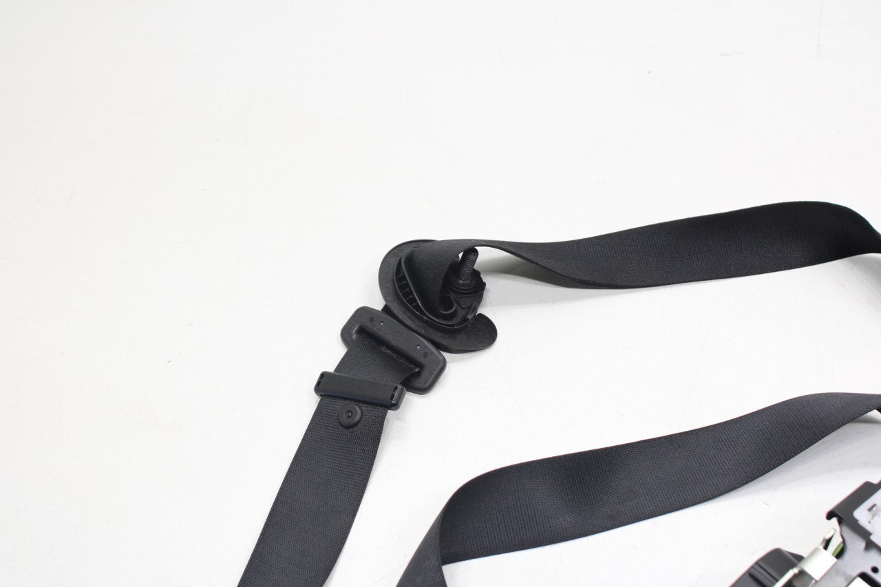 13-15 BMW 750i xDrive 4.4L Front Right Side Seat Belt Retractor 72117382392 OEM - Alshned Auto Parts