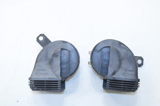 2013-2020 Nissan Pathfinder SV High and Low Note Horn w/ Bracket 25620-3KA0A OEM - Alshned Auto Parts