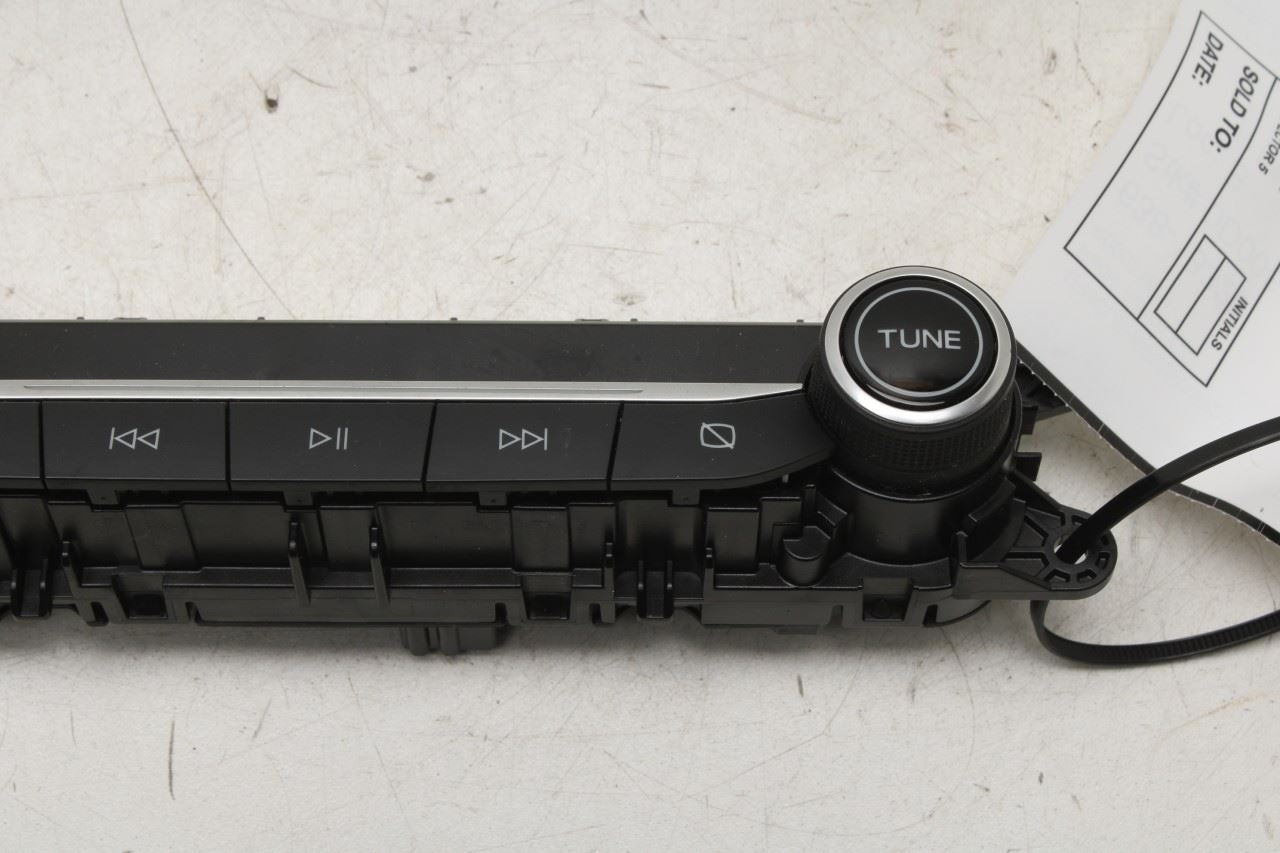 2020 Ford Escape SEL Dash Radio Faceplate Control Panel LJ6T-18K811-CA OEM - Alshned Auto Parts