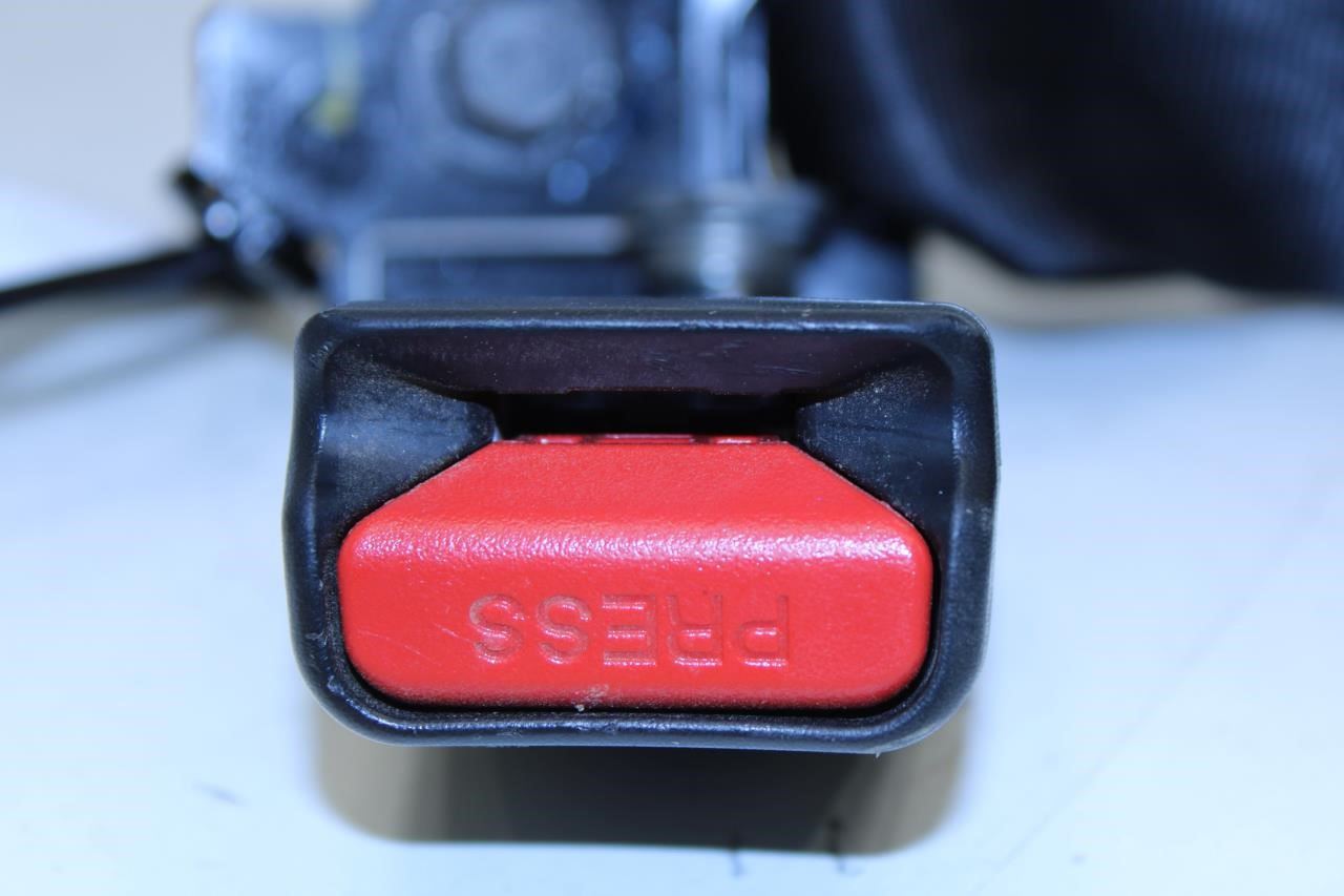 18-23 Kia Stinger GT1 Rear Right Side 2nd Row Seat Belt Buckle 89840-J5200WK OEM - Alshned Auto Parts