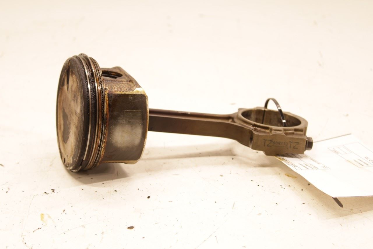 12-20 ISUZU NPR HD 6.0L Engine Piston Right No 4 w/ Connecting Rod 8-89017-849-0 - Alshned Auto Parts