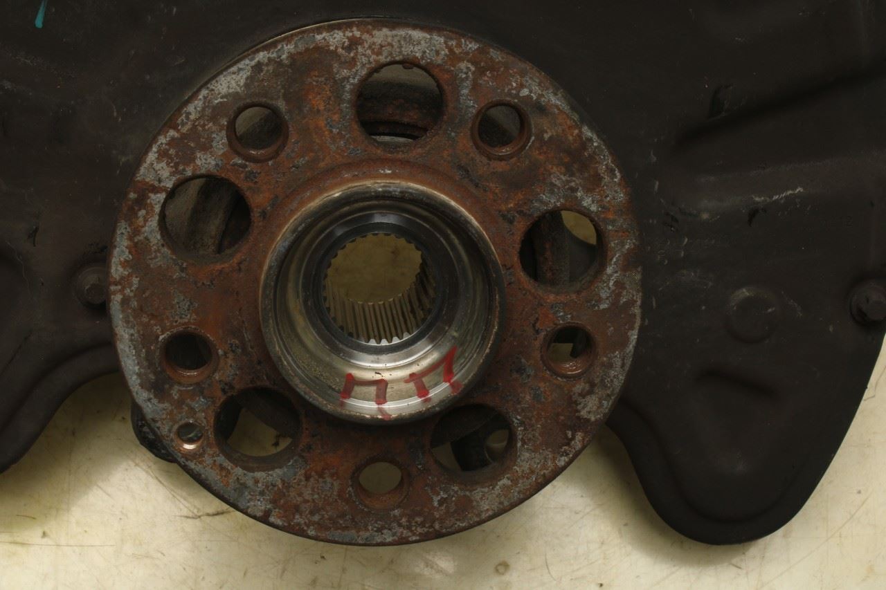 12-16 Mercedes-Benz E350 Sport 4MATIC Front Right Spindle Knuckle Hub 2123321000 - Alshned Auto Parts