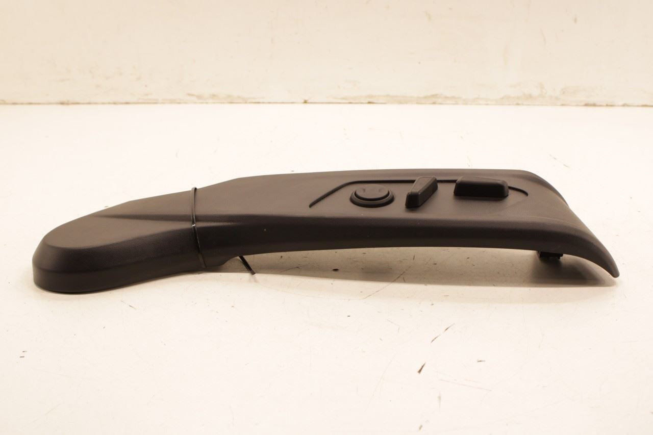 2022-25 Hyundai Tucson SEL Front Left Side Power Seat Adjustment Switch w/ Trim - Alshned Auto Parts