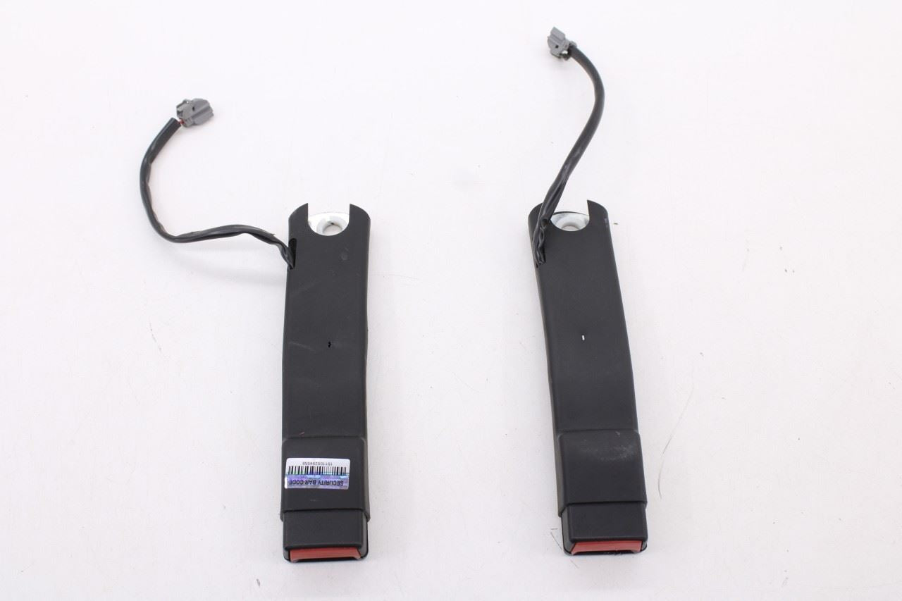2014-24 Ram 1500 Classic Express Quad Cab Front RH LH Side Seat Belt Buckle Set0