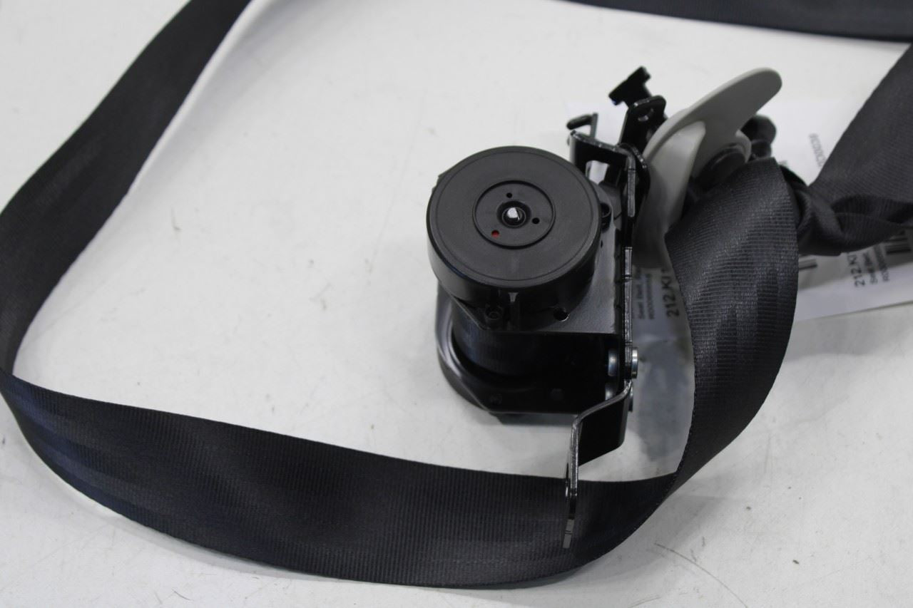 15-20 Kia Sorento LX 3.3L FWD Rear Driver Left Side 3rd Row Seat Belt Retractor - Alshned Auto Parts