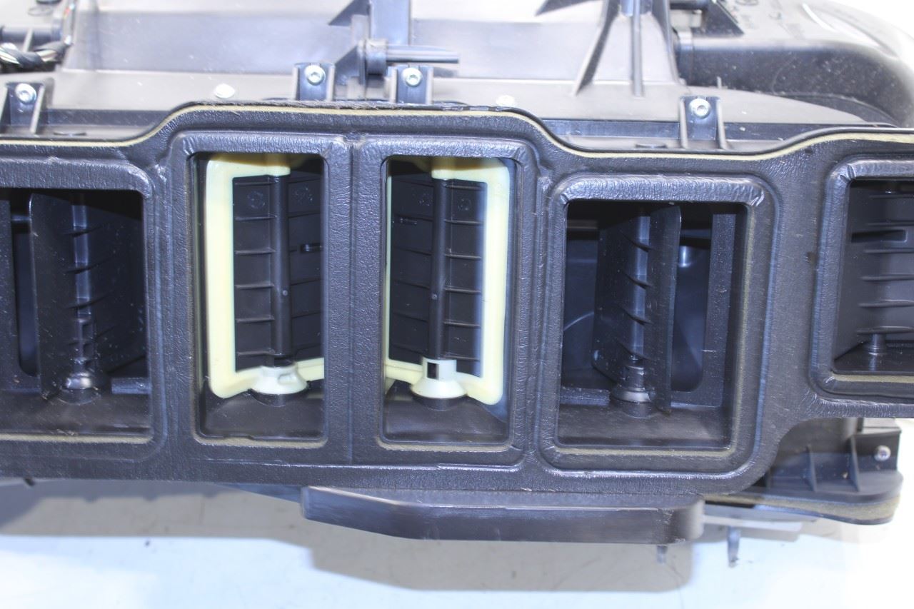 2012-15 Mercedes-Benz ML350 HVAC Heater Blower Housing Box 166-830-31-60 *ReaD* - Alshned Auto Parts