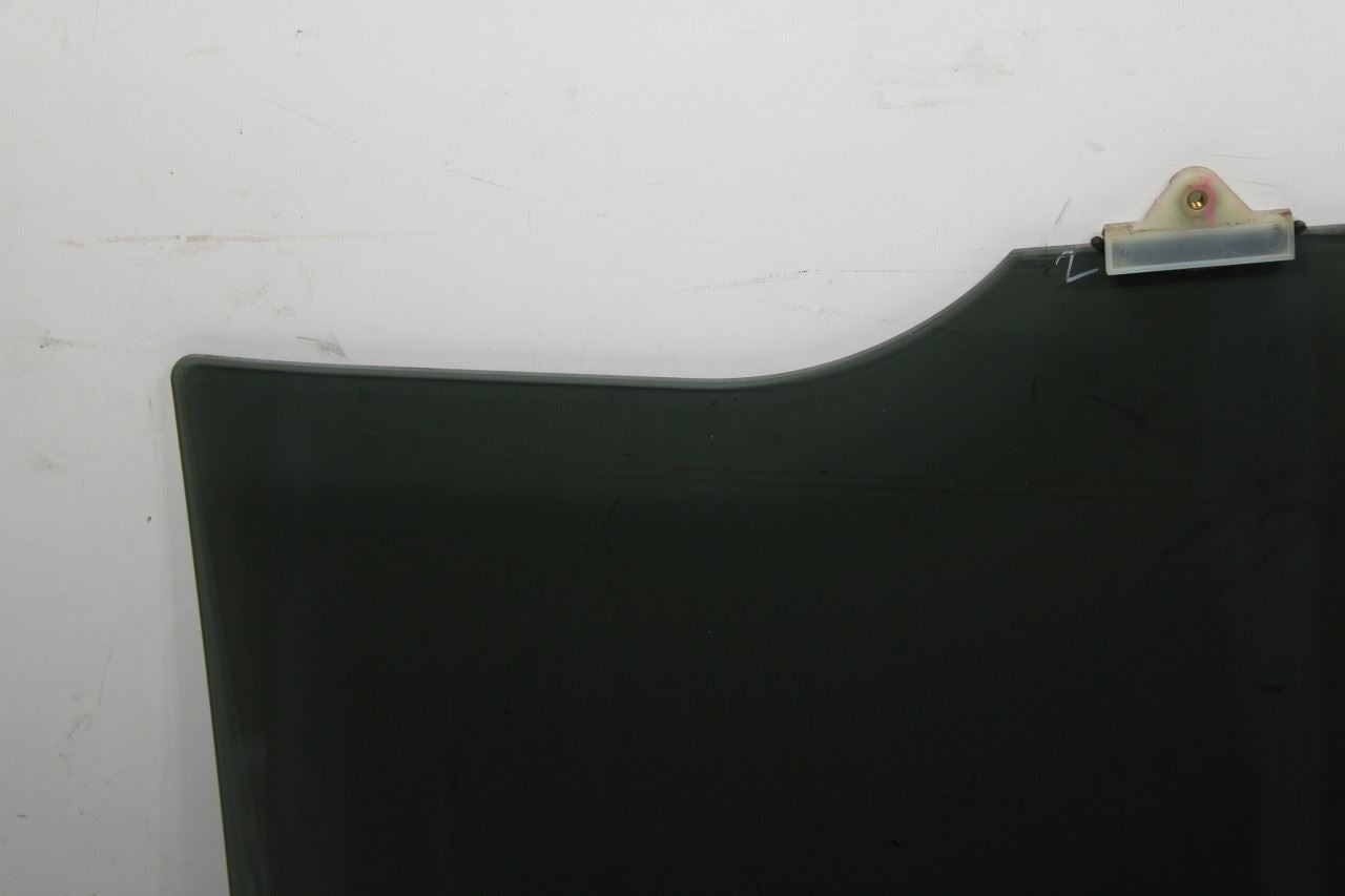 2016-2020 Kia Sorento LX Rear Left Driver Side Door Window Glass 83411-C5010 OEM - Alshned Auto Parts