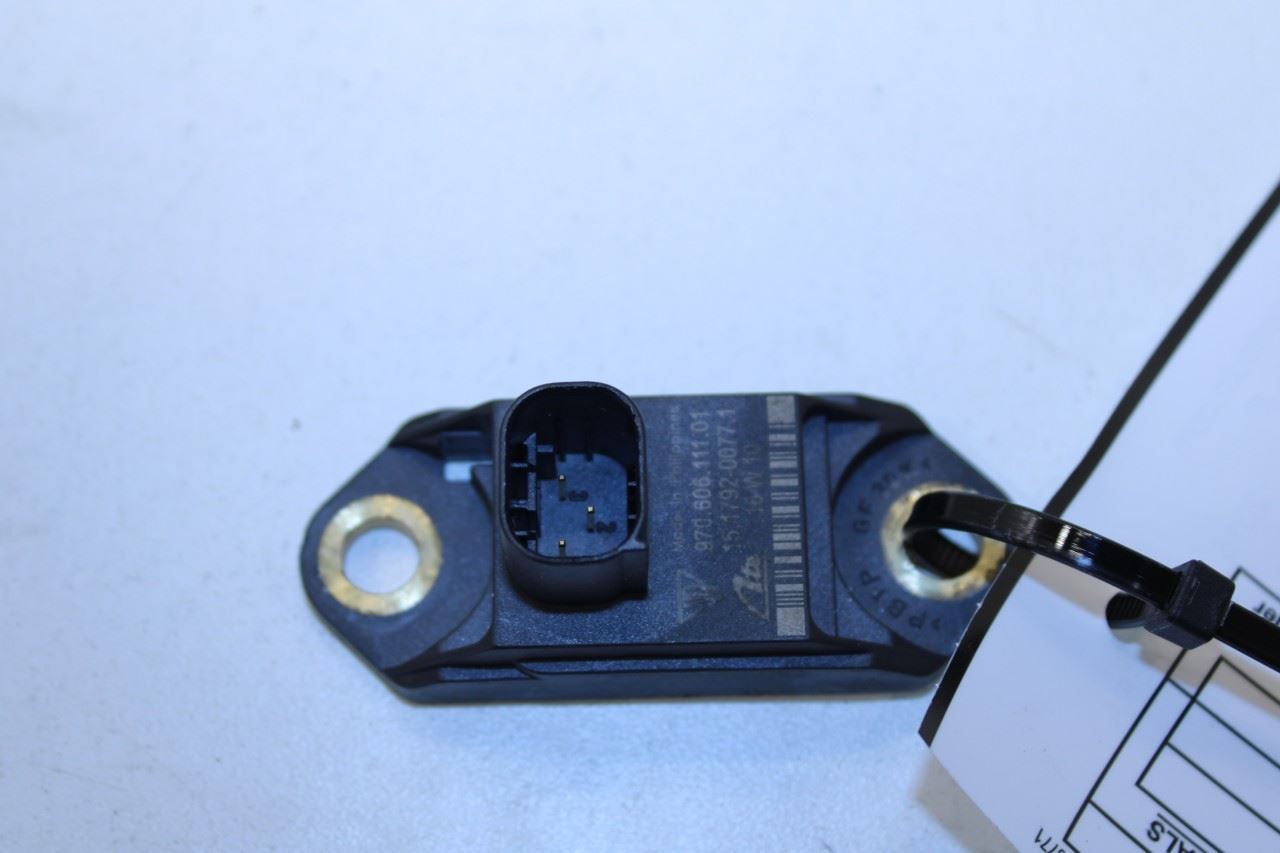 10-16 Porsche Panamera 4 Front or Rear RH or LH Acceleration Speed Crash Sensor - Alshned Auto Parts