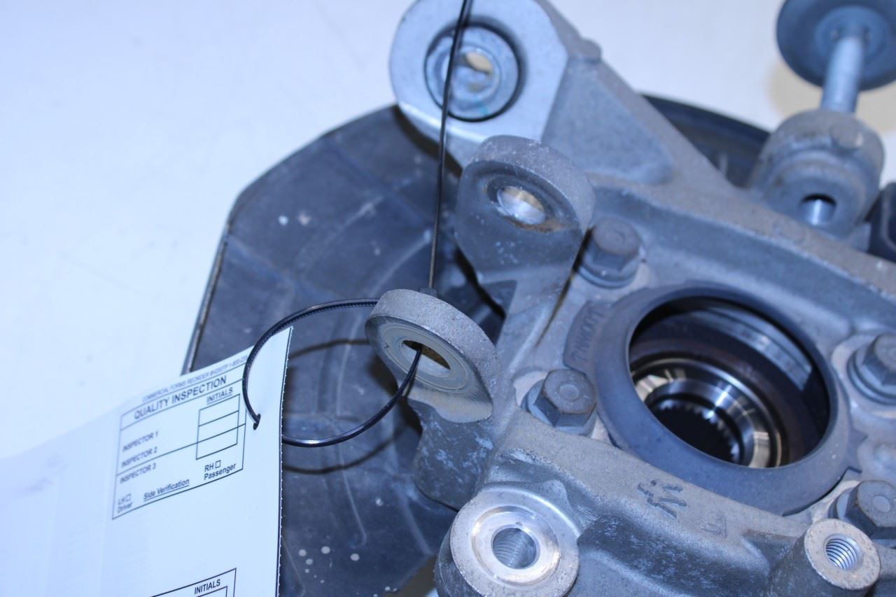 2017-21 Maserati Ghibli Rear Right Passenger Side Spindle Knuckle Hub 670036903 - Alshned Auto Parts