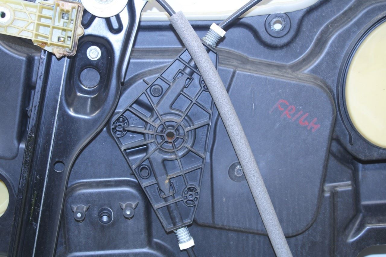 14-23 Jeep Cherokee 75th Anniversary Front Left Door Window Regulator w/ Carrier - Alshned Auto Parts