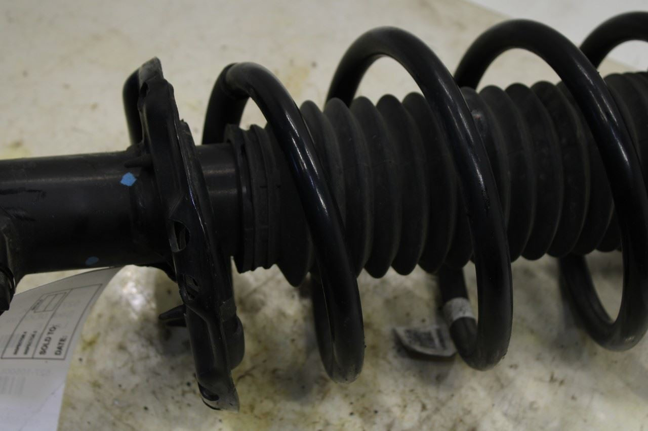 2015-20 Kia Sorento LX 3.3L FWD Front Driver Left Side Shock Strut Absorber Set - Alshned Auto Parts
